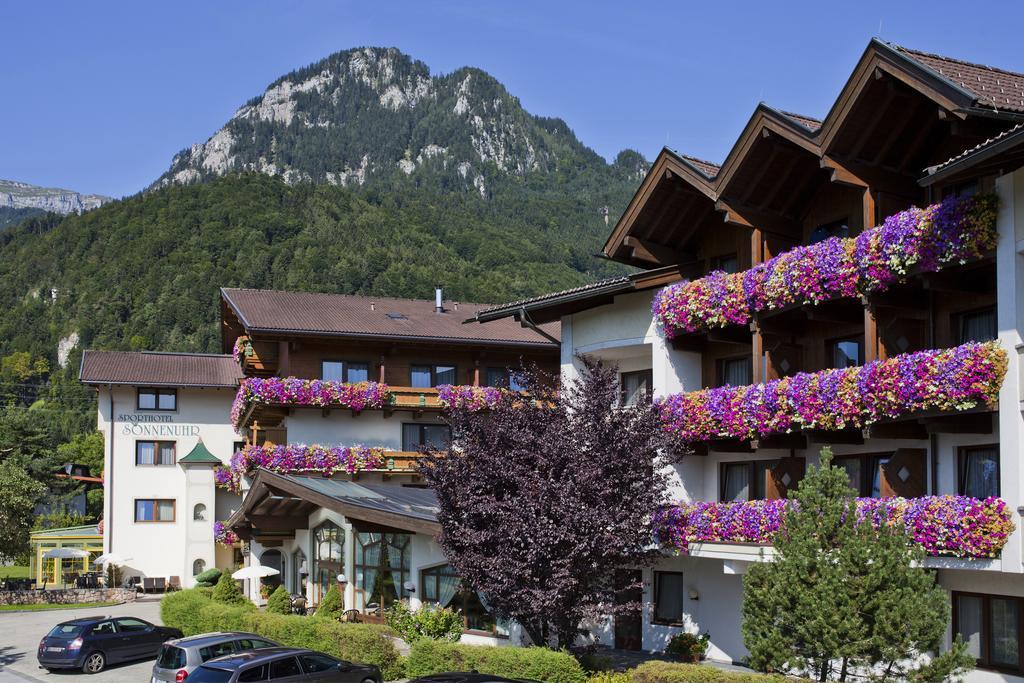 Hotel Sonnenuhr 크람사흐 외부 사진