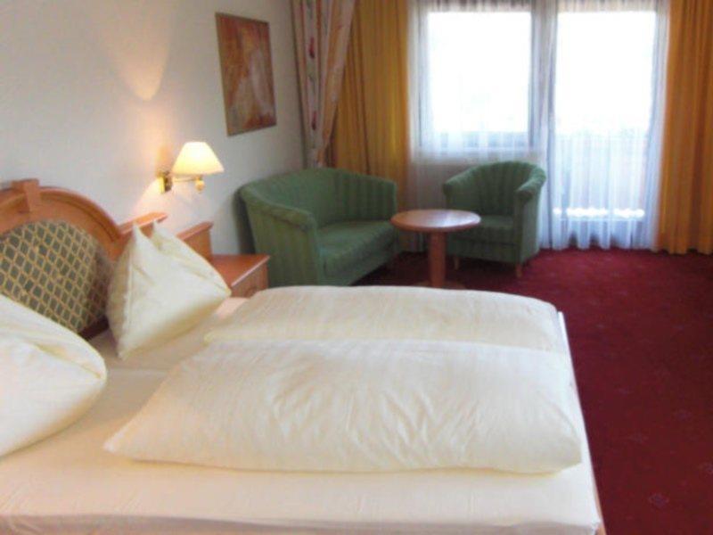 Hotel Sonnenuhr 크람사흐 외부 사진