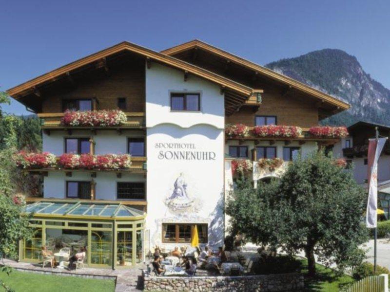 Hotel Sonnenuhr 크람사흐 외부 사진