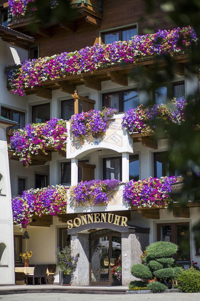 Hotel Sonnenuhr 크람사흐 외부 사진