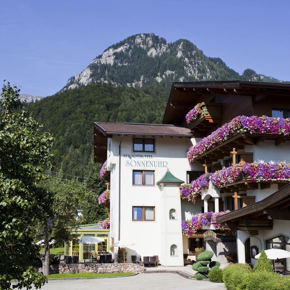 Hotel Sonnenuhr 크람사흐 외부 사진