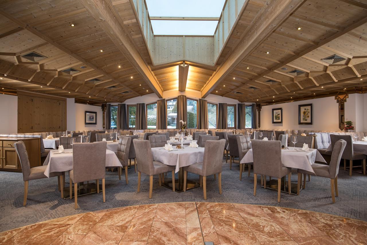 Hotel Sonnenuhr 크람사흐 외부 사진
